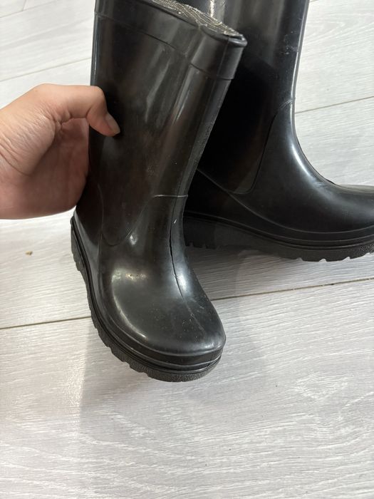 продам детские резиновые сапоги