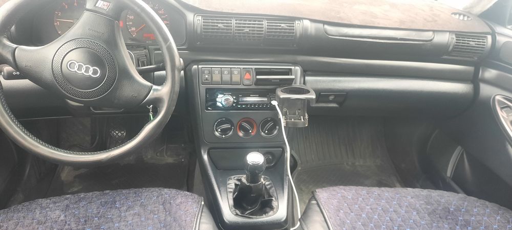 Ауди а4 в хорошем состоянии