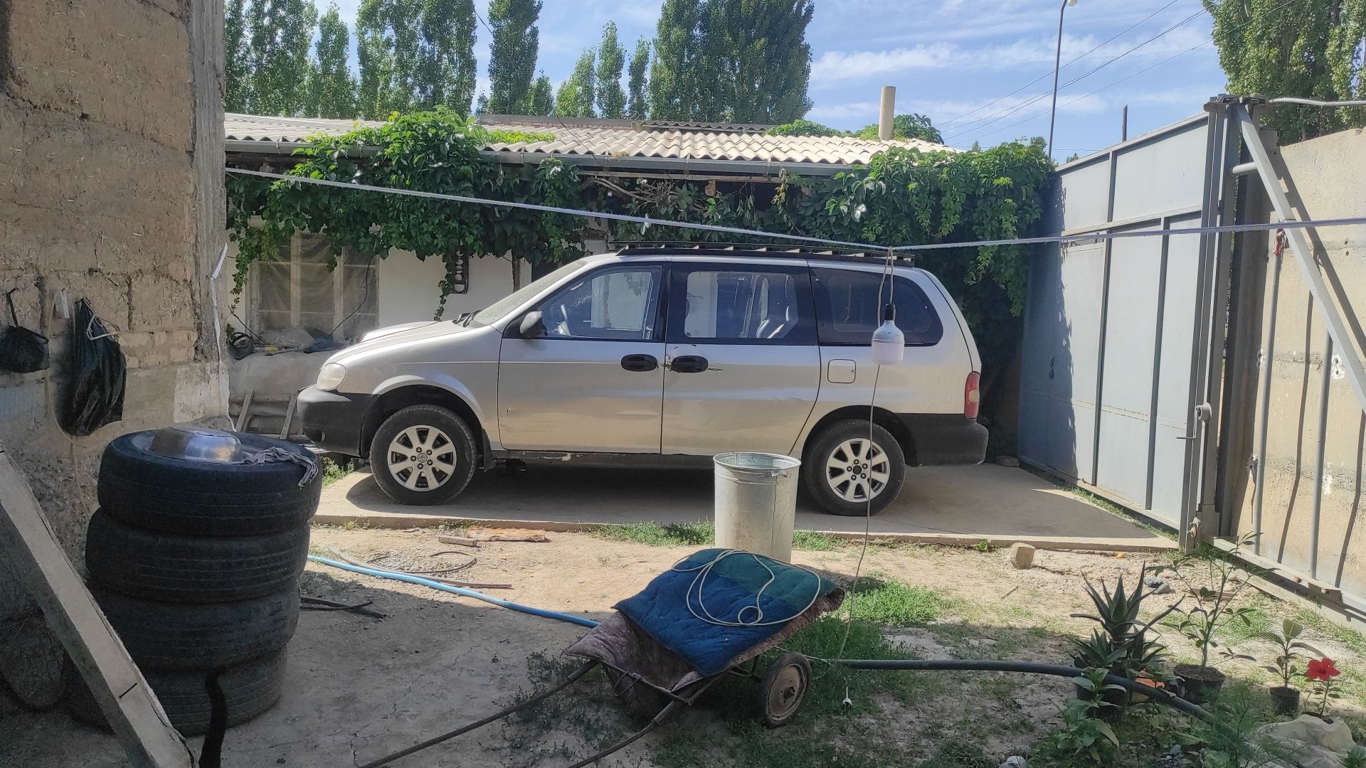 Kia Carnival 1998