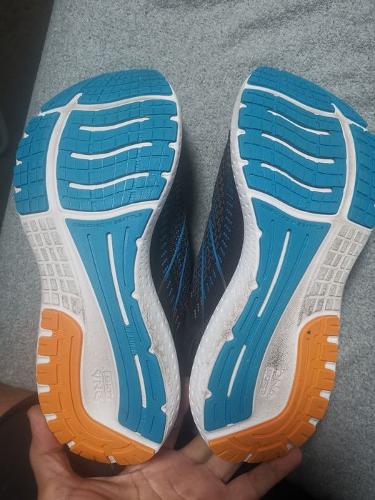 Adidas runing brooks glycerin 19 mas 45