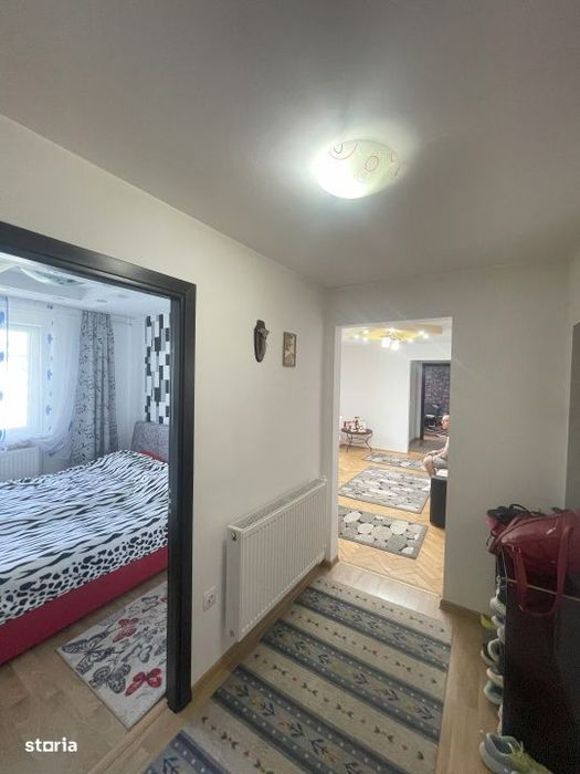 Apartament de 2 camere semidecomandat, 55 mp, etaj 4 cu acoperis, Sasa — fotografia 2