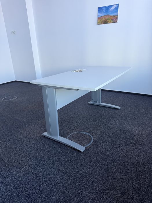 Mobilier birou impecabil utilizat 6 luni