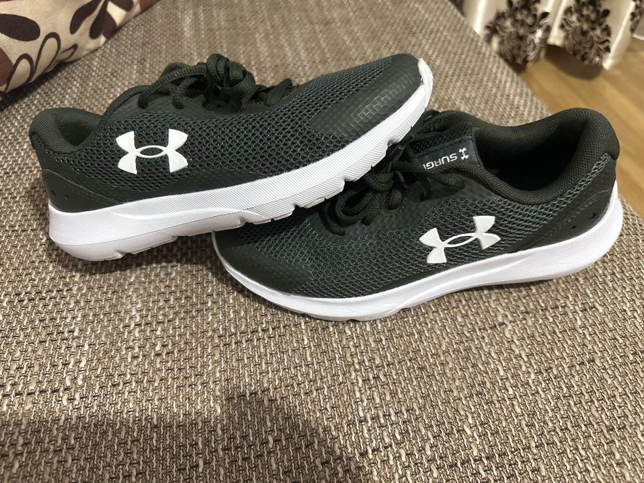 Adidasi noi fara eticheta,marimea 36,5