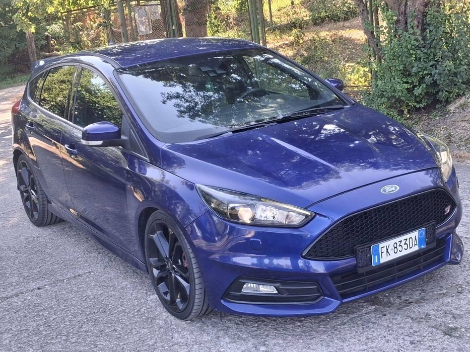 Vând Ford focus st 2017 185cp
