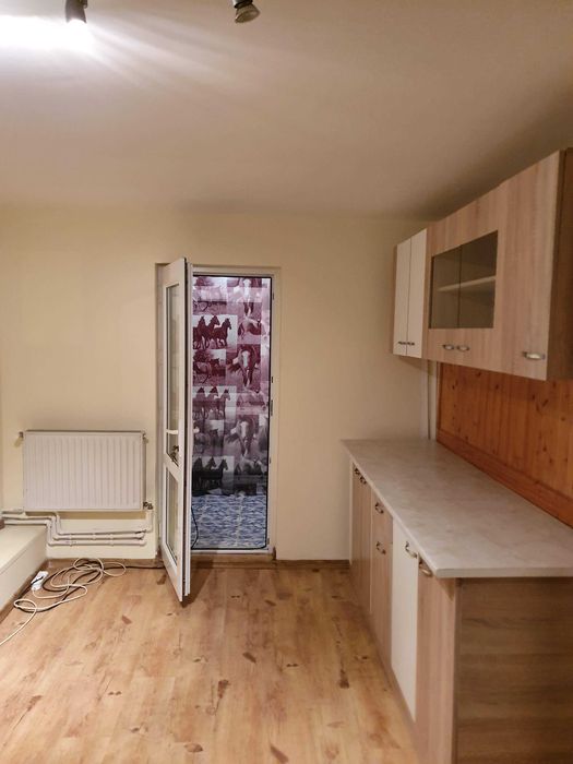 Vand Apartament 2 camere, decomandat - direct proprietar