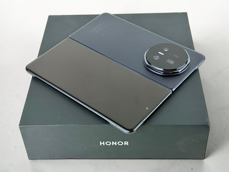 Honor Magic V5 512GB 16RAM Black 20 Заряда! Гаранция!