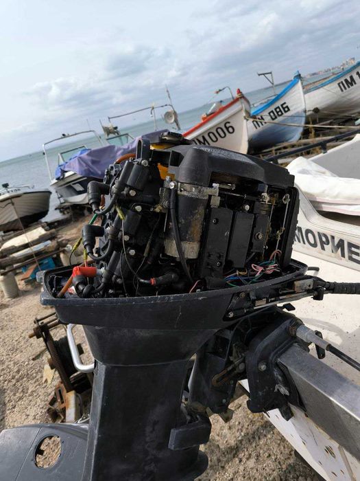 Лодка Rio 450, двигател Yamaha 30 (496 см3)