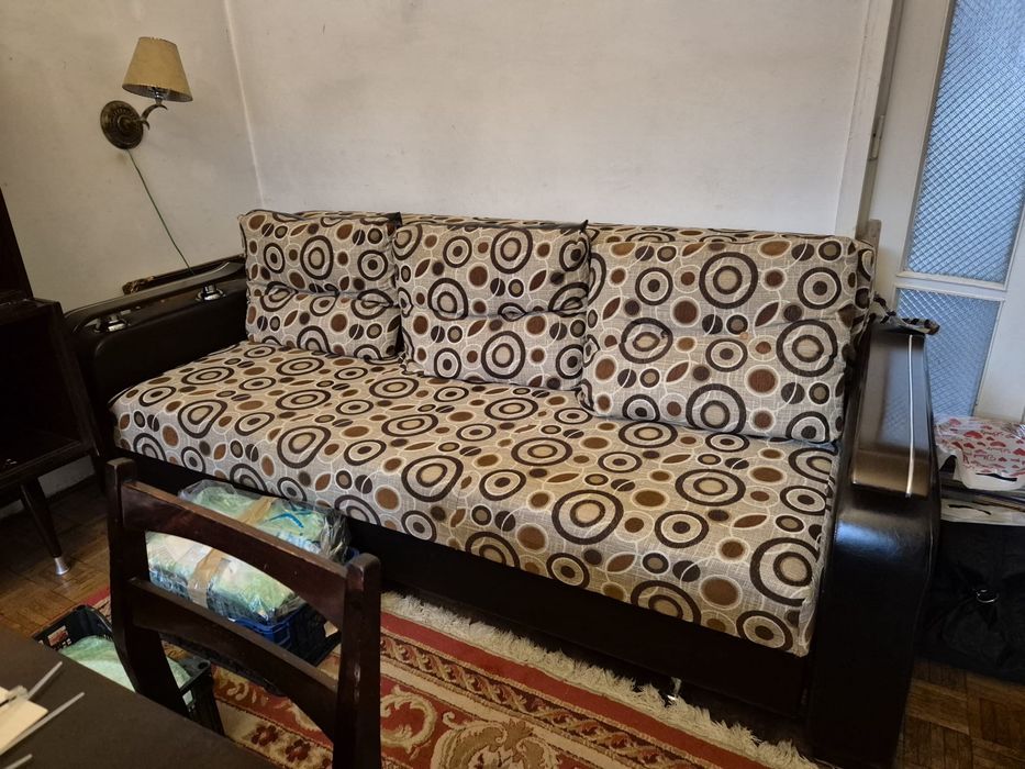 Canapea 3 locuri extensibila