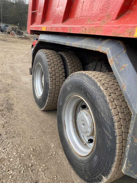 Autobasculanta 8X4 IVECO Trakker