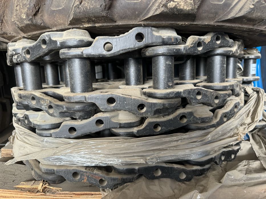 Гусеничная цепь для экскаватора :