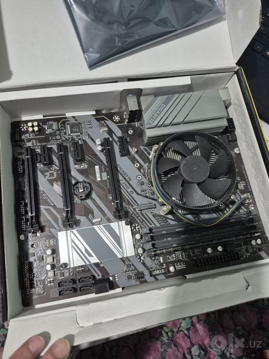 Gigabyte Z390 D materinskiy plata