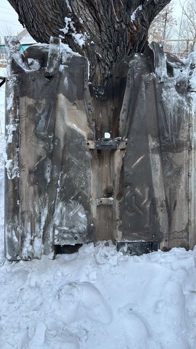 Запчасти на мерседес 124, с220