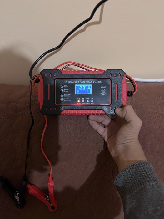 Redresor auto 12V 6A, incarcare