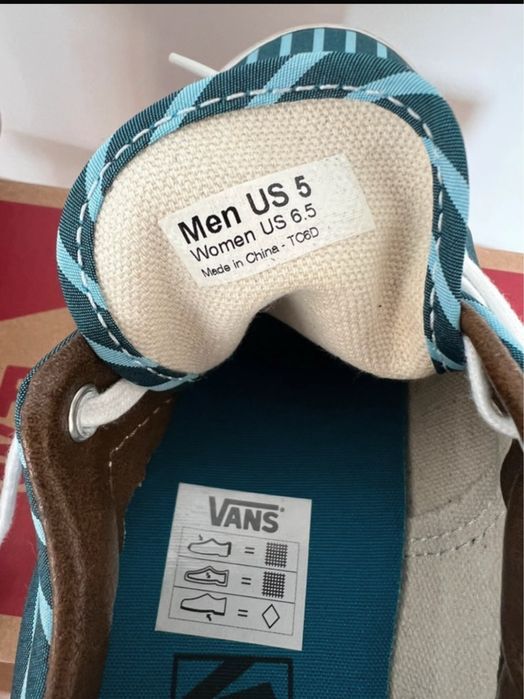 Vans us 6.5 (37.5) purtati de cateva ori