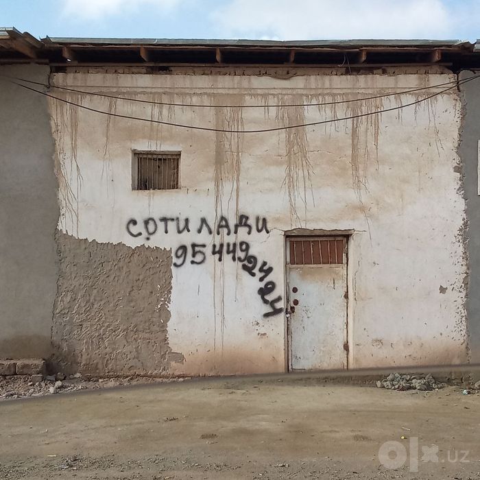 ЕР кургон буюм бозоридан 72 кв метр дукон сотилади