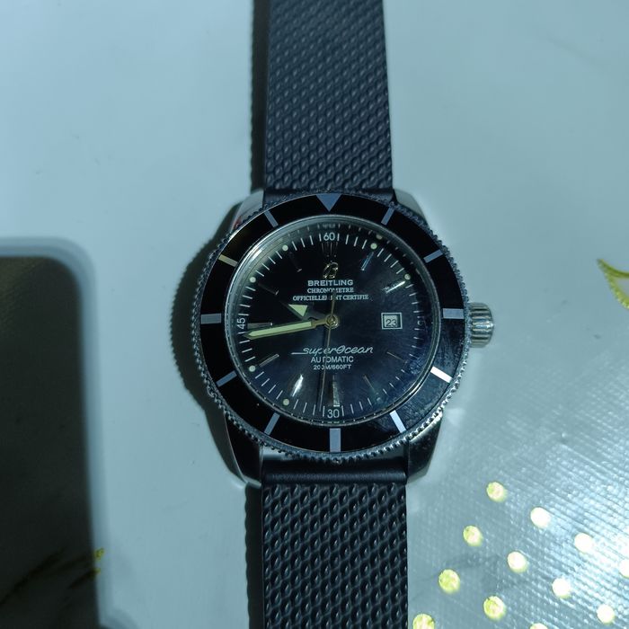 Часы швейцарские