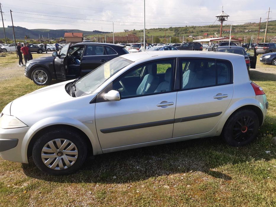 urgent! Ocazie!vand renault megane an 2007 pret 700 euro negociabil
