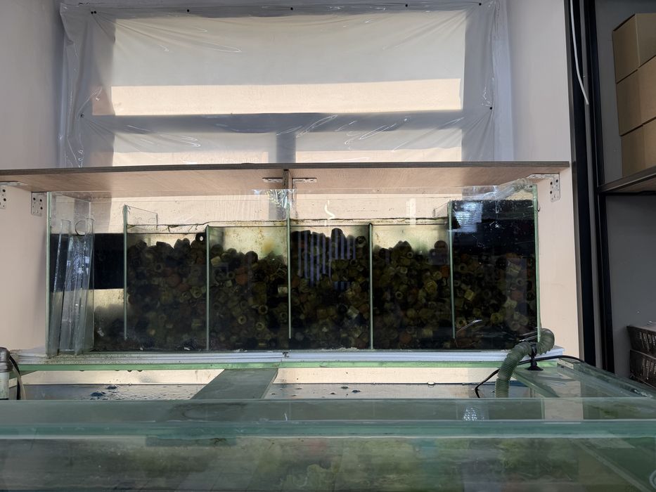 Аквариум большой с тумбой