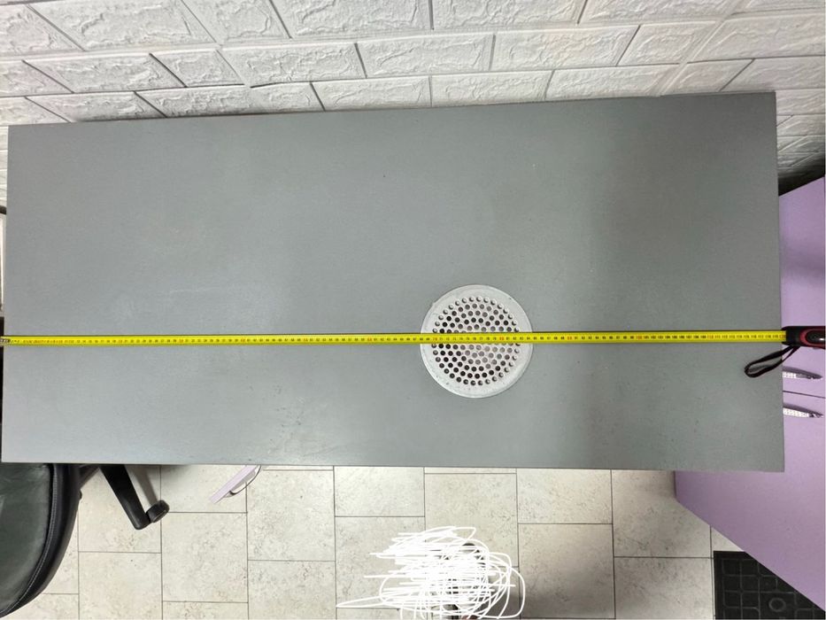 Бюро за маникюр с прахоуловител + шаф