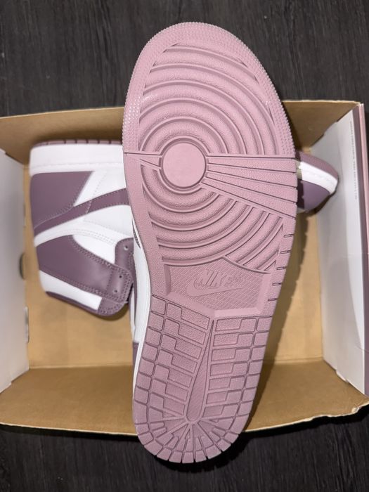 Обувки Air Jordan 1 Retro High OG "Mauve" - размер 44.5