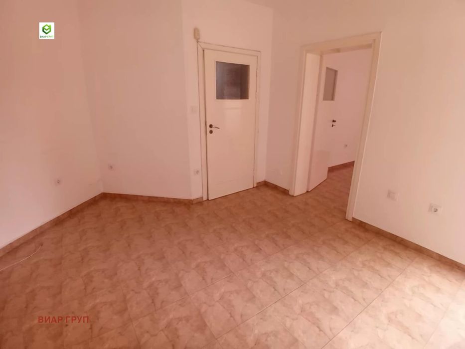 Дава се под наем Офис в Пловдив, Център - 45 кв.м за 408 € - Снимка #9