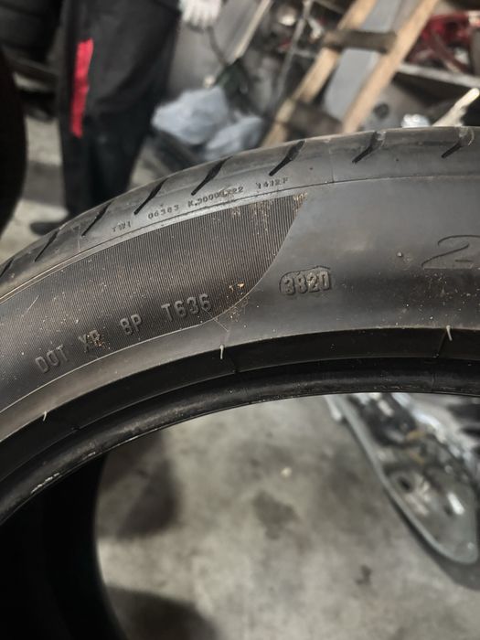 Vand Set Anvelope Vara Pirelii P Zero 285/40/R22