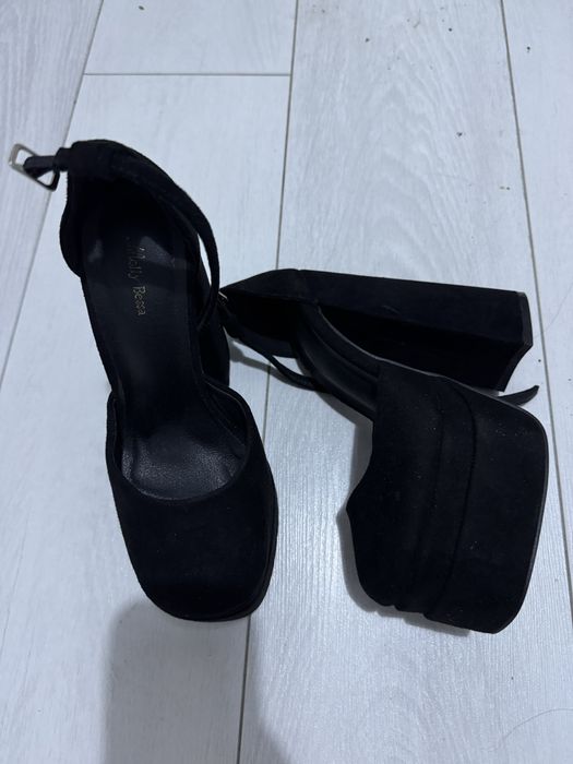 Туфли братц почти новые