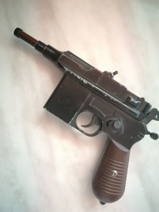 Машинки детские, пистолет продам