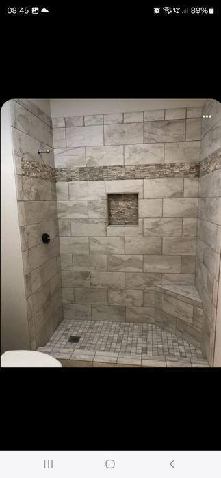 Execut finisaje interioare