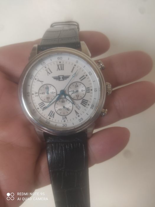 Часы инвикта кварц