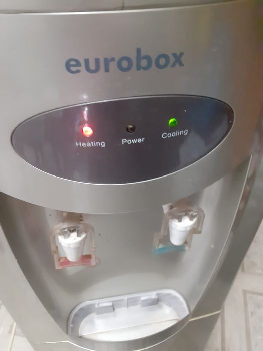 Продам спенсер в хорошем состоянии