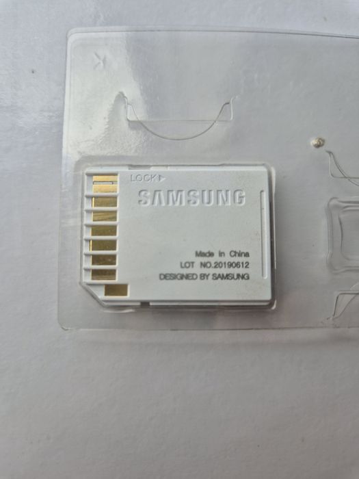 SD адаптер Samsung для microSD карты