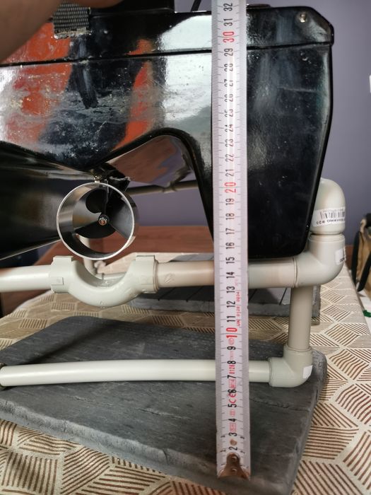 Стойка за лодка за захранване