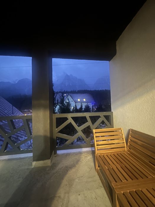 Inchiriez ap. 2 camere Busteni