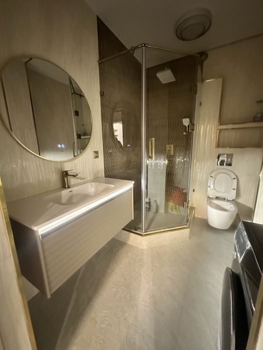 Продается 4 комнатная квартира