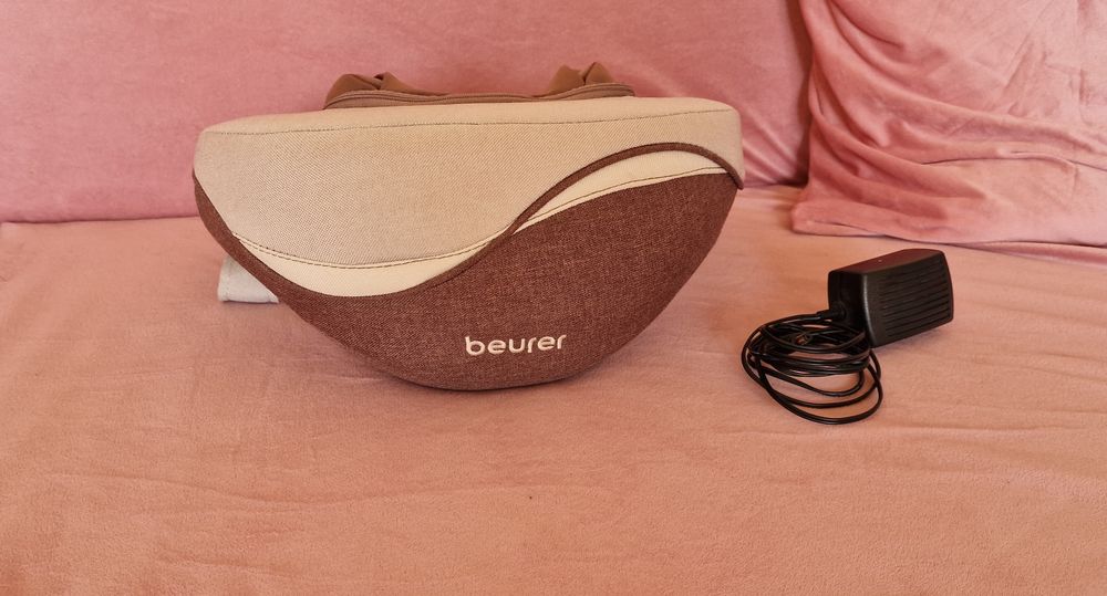 Vand aparat de masaj cervical 4D Beurer MG153