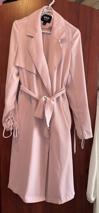 Cardigan in conditii bune