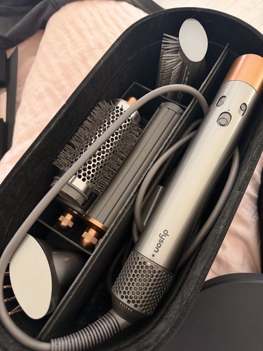 Дайсон оригинал (нерабочий)