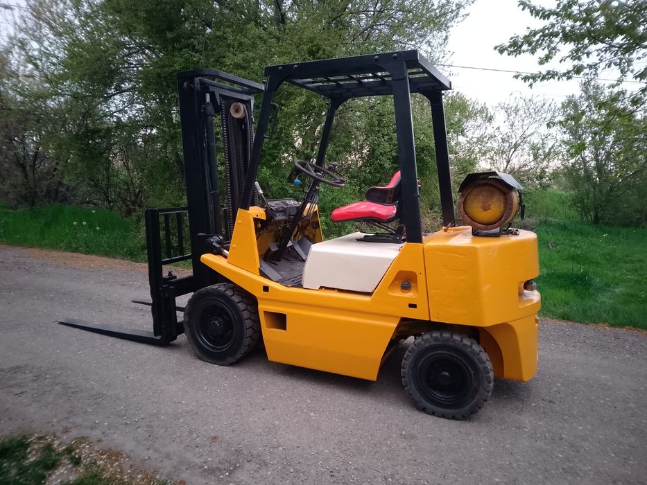 Stivuitor motostivuitor 2,5 tone