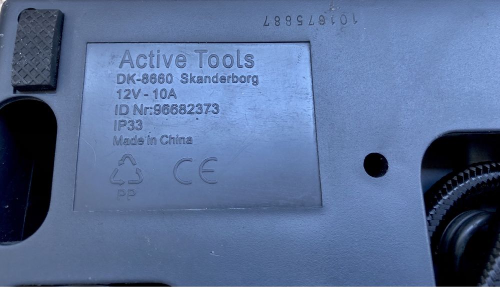 Топ Цена - 19.99€. Нов Оригинален Електрически Компресор за гуми - 12V - на General Motors за Opel, Chevrolet, Cadillac,GMC и Други + Лепило/Пяна