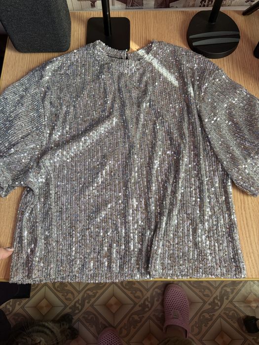 Продам кофточку