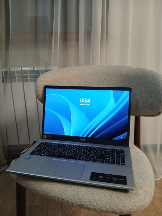 Ноутбук -  Acer Aspire 3