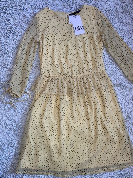 Zara. Женское лёгкое платье