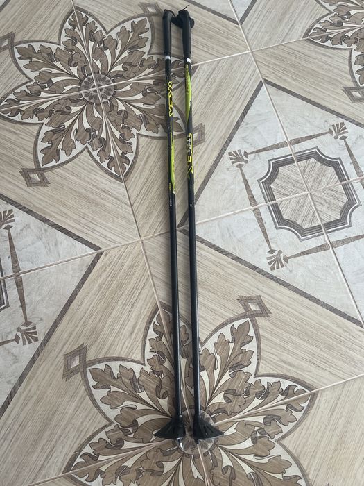 Продаю професиональные беговые лыжы Fisher