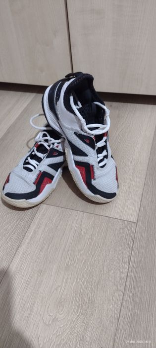 Adidași Jordan...36...37