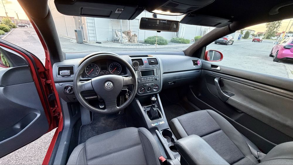 vand golf 5 2005