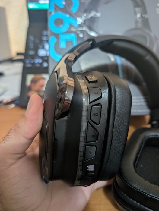 Logitech G935 Wireless 7.1 Lightsync Gaming Headset, negru