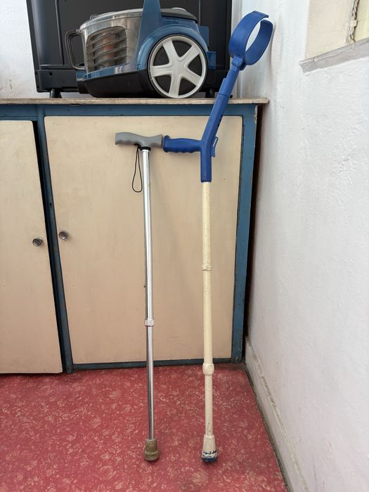 Scaun cu rotile, cadru aluminiu, scaun spalare, baston , carja