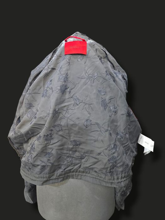 Дамско стилно яке MAX&Co – елегантен релефен десен