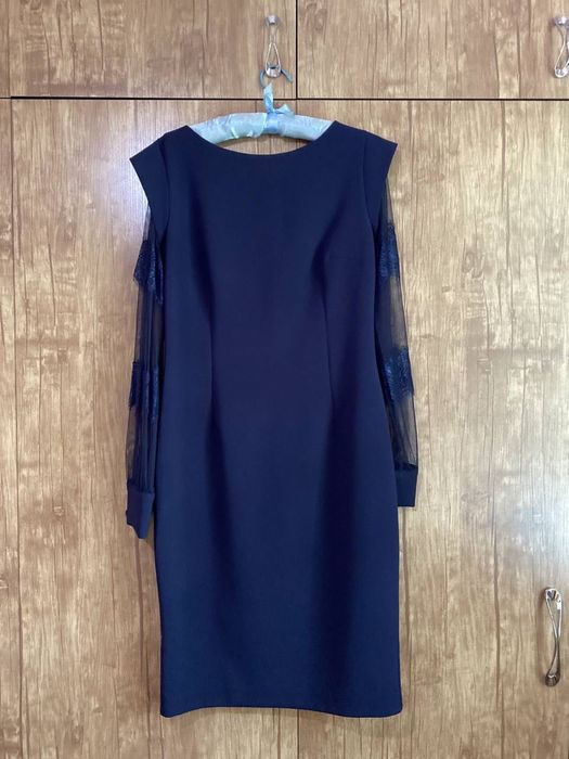 Б/у платья в хорошем состоянии